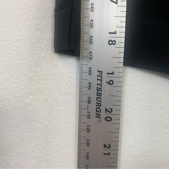 Tail Black Capri Pants Size 14 - Picture 11 of 11